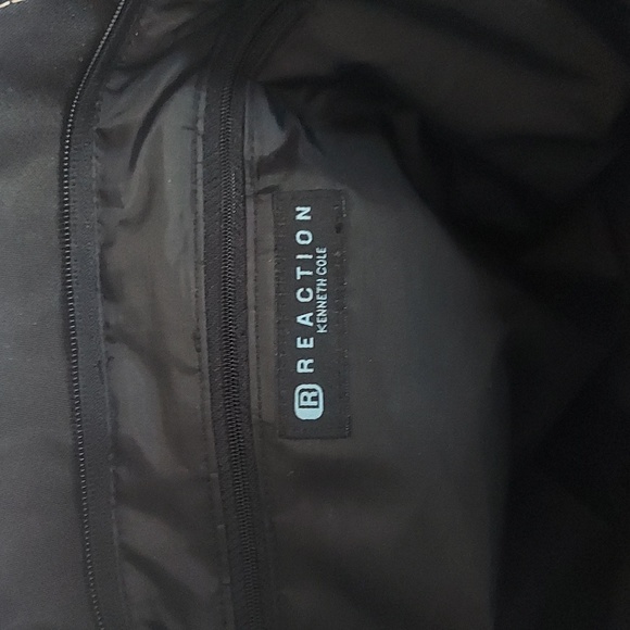 Kenneth Cole Reaction Black Nylon Tote bag - Picture 15 of 16